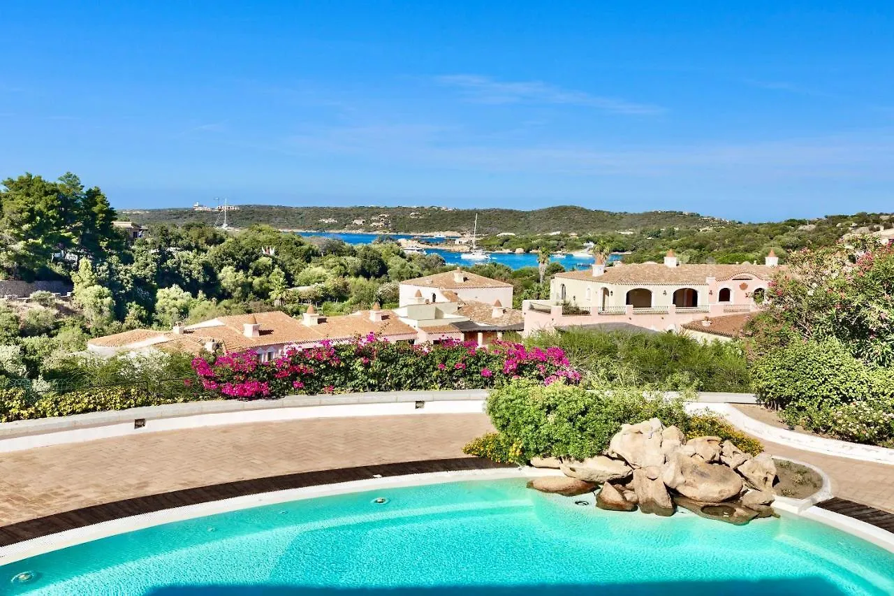 Isa-Residence Wityh Swimming-Pool Near Porto Cervo And Only 350 Meters From The Beach Liscia di Vacca Apartment