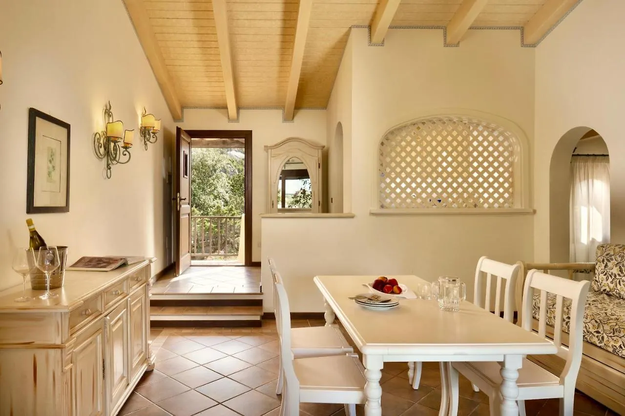 Apartment Isa-Residence Wityh Swimming-Pool Near Porto Cervo And Only 350 Meters From The Beach Liscia di Vacca