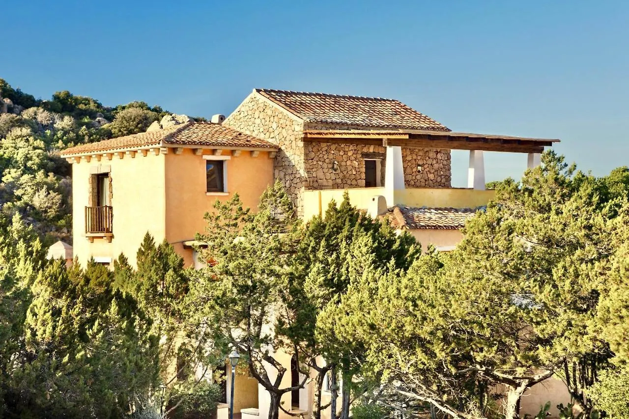 Isa-Residence Wityh Swimming-Pool Near Porto Cervo And Only 350 Meters From The Beach Liscia di Vacca Apartment