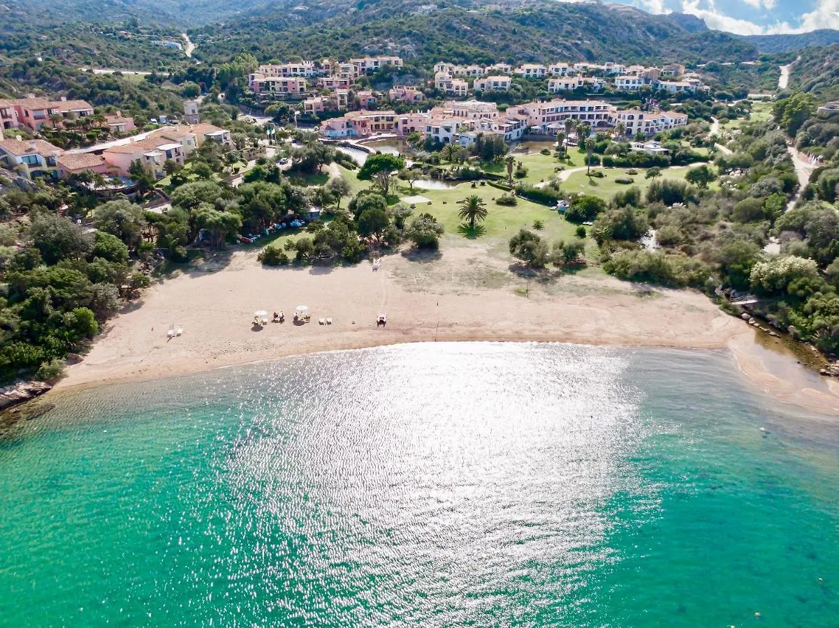 Isa-Residence Wityh Swimming-Pool Near Porto Cervo And Only 350 Meters From The Beach Liscia di Vacca Apartment