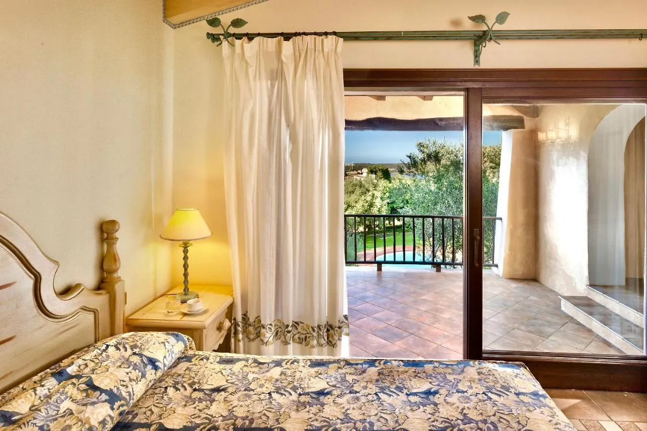 Isa-Residence Wityh Swimming-Pool Near Porto Cervo And Only 350 Meters From The Beach Liscia di Vacca